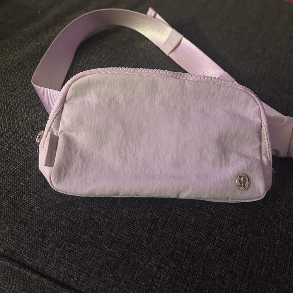 lululemon athletica Women's Lilac Belt Bag